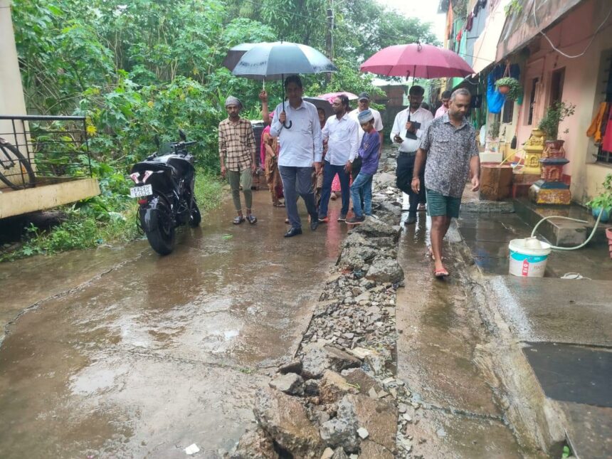 अतिवृष्टीदरम्यान उद्भवणाऱ्या नागरिकांच्या समस्यांना जाणून घेण्यासाठी आमदार आसिफ (राजू) सैत यांची बेळगाव नगरील भेट